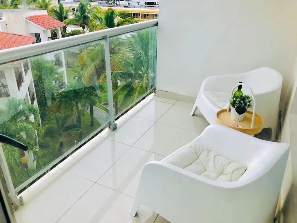 Hermoso Apartamento Cerca De La Playa, Restaurantes, Supermercados, Restaurantes, Aeropuertos, Parqueo Gratis Boca Chica Apartament